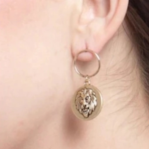 Gold plated handcrafted tiger earnings - Picture 4 of 4